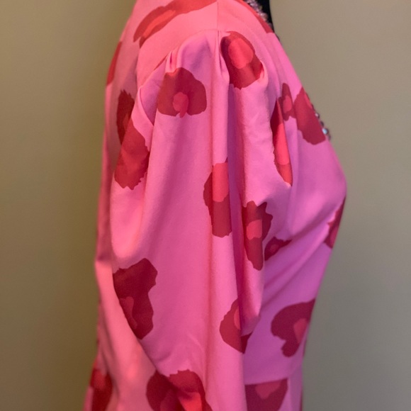 Dress - Picture 8 of 8